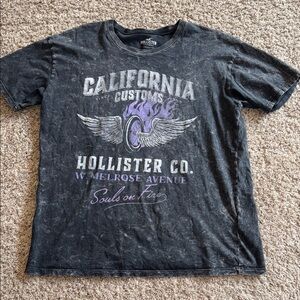 Hollister California customs oversized graphic tee size xs